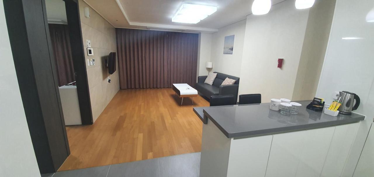 Hotel Bellia Busan Esterno foto